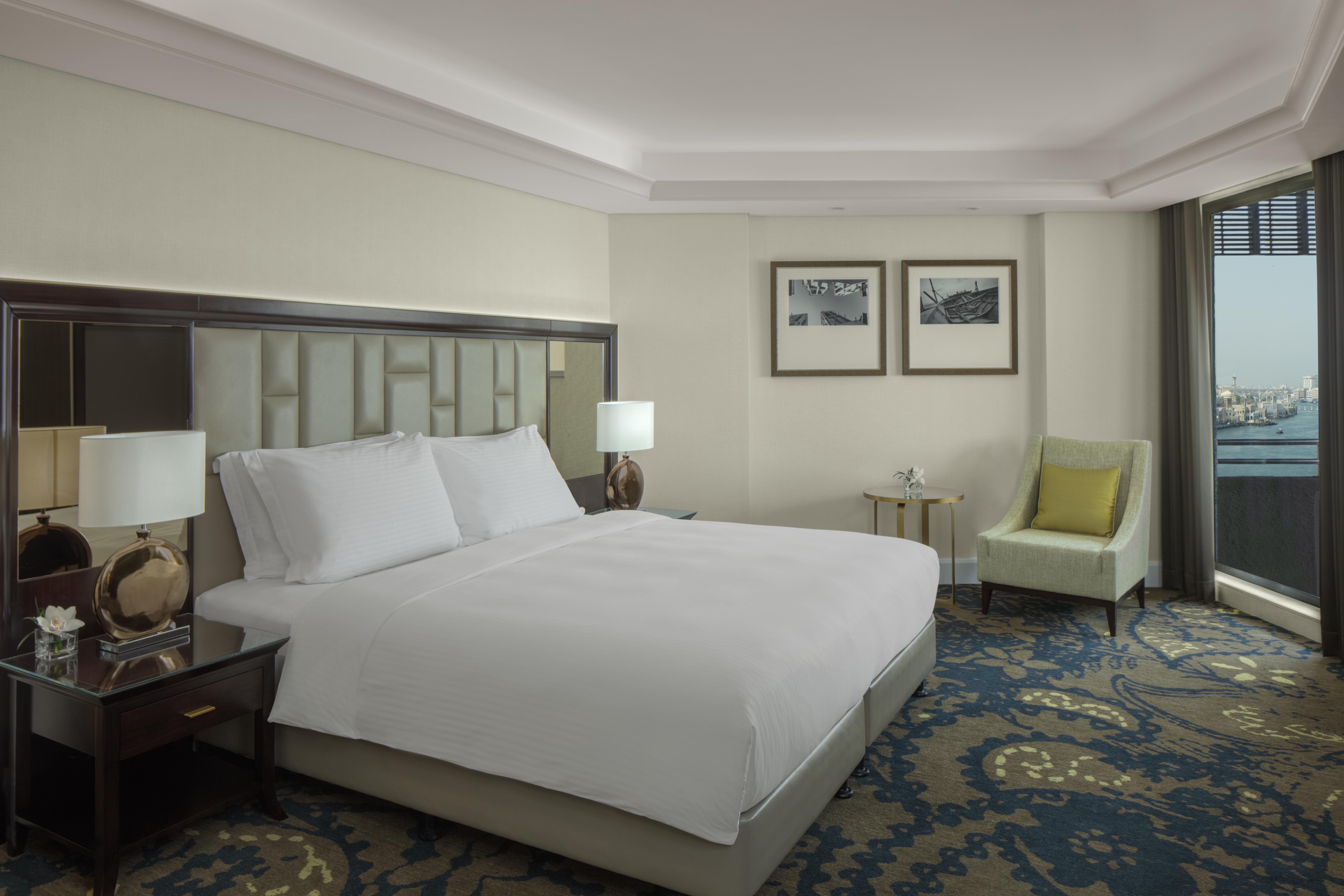 Hotel Radisson Blu Hotel, Deira Creek 5*